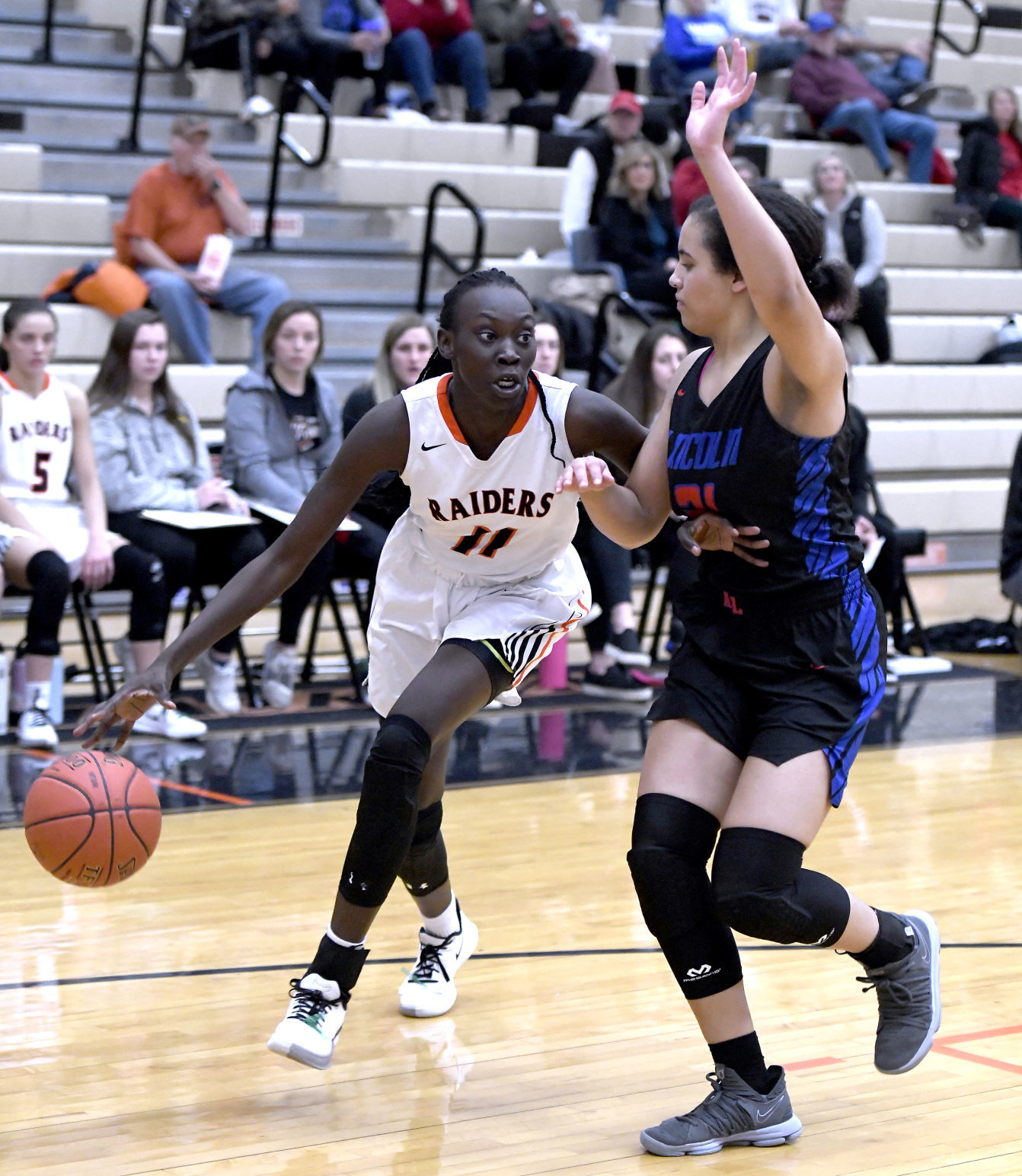 Sioux City East hosts Council Bluffs Abraham Lincoln